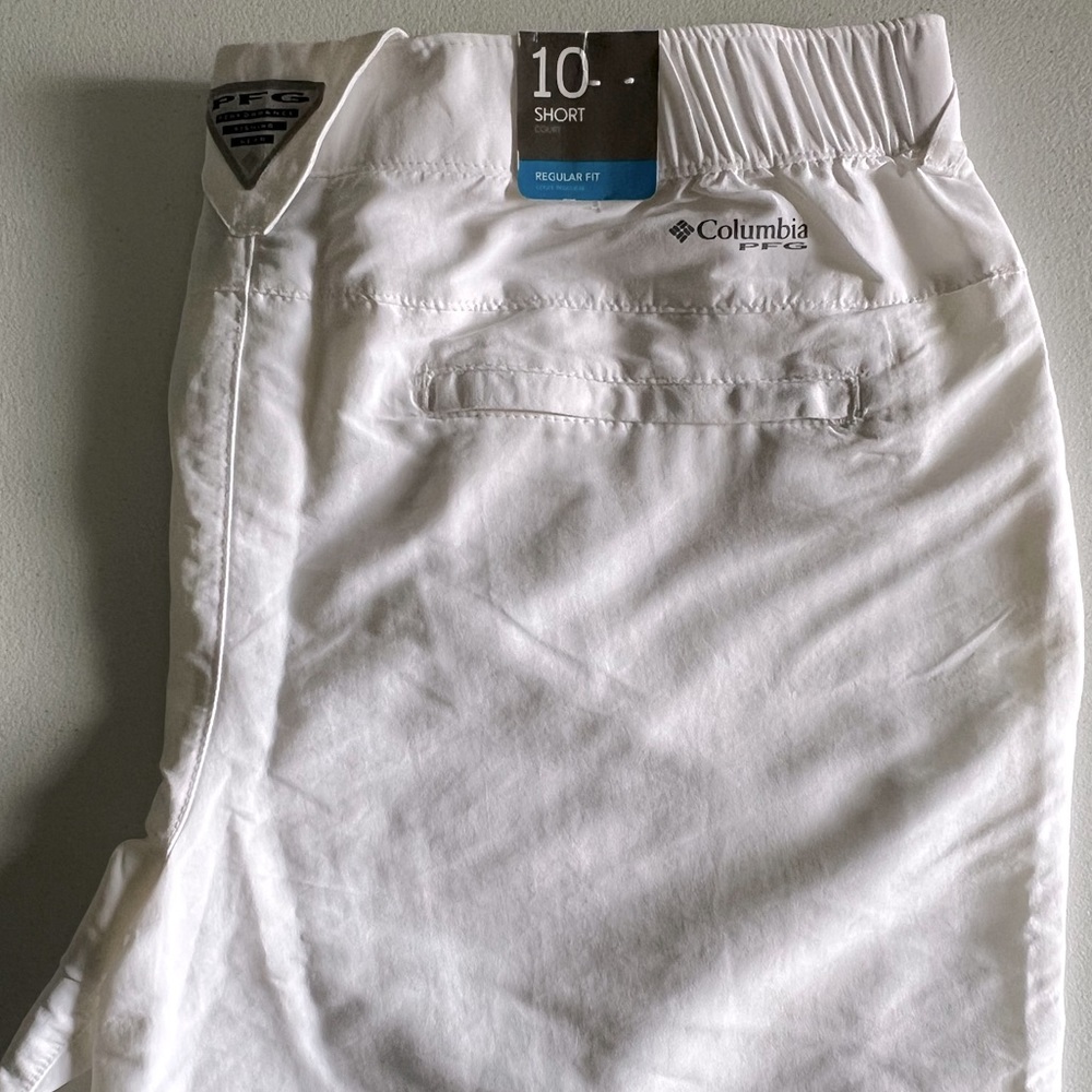 Women’s Columbia PFG shorts